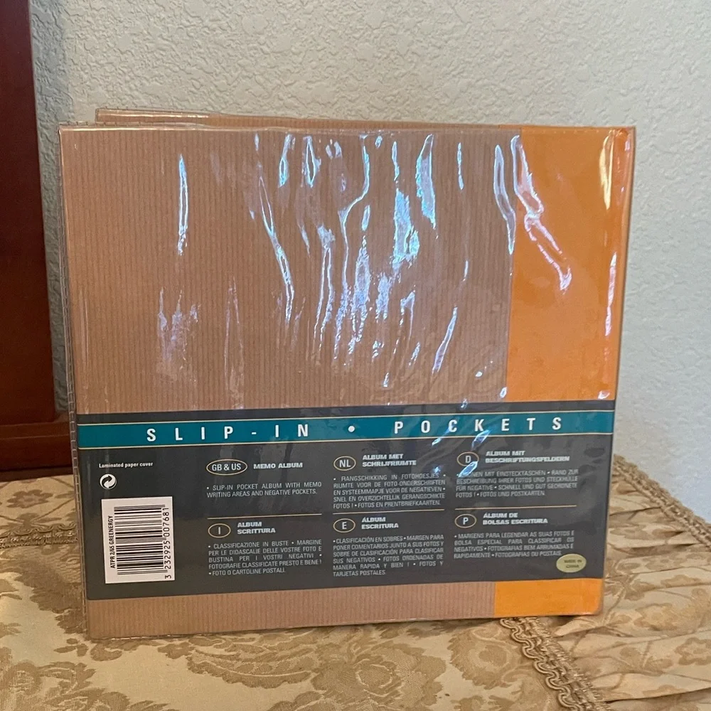 New (laminated removable cover)Vntg Scrapbook, photo album, Memo album, journal.